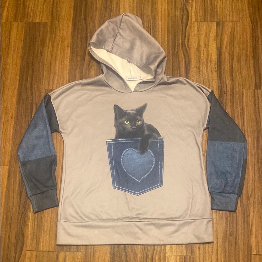Size Small Cat in Pocket Hoodie